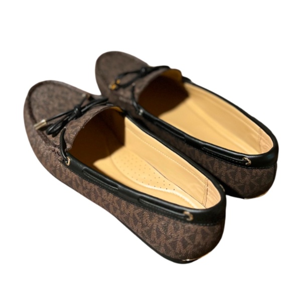 Michael Kors Sutton Signature Logo Moccasin Flat Loafers - Picture 4 of 12